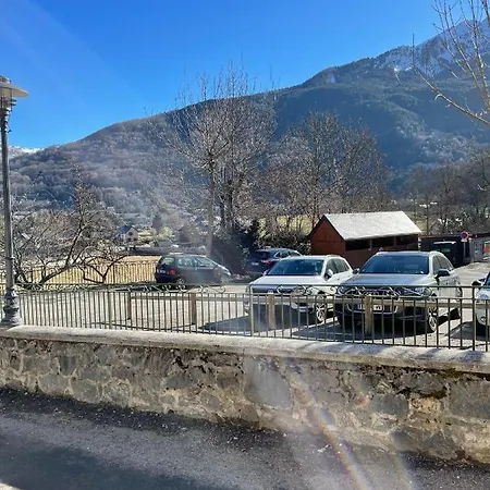 / Maison Bourgeoise Entierement Renovee Vignec