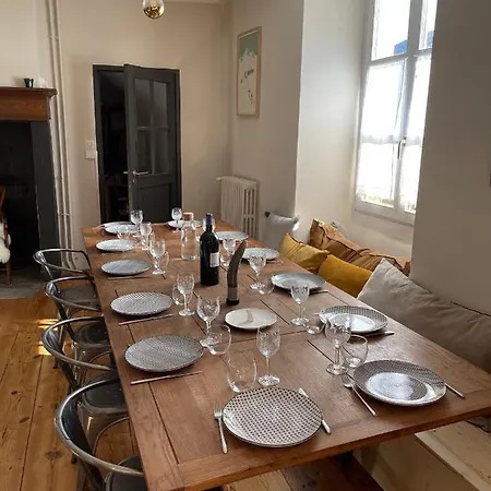 / Maison Bourgeoise Entierement Renovee Chalet *