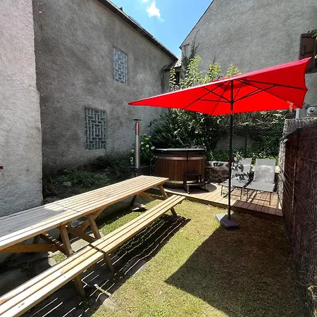 / Maison Bourgeoise Entierement Renovee Chalet Vignec